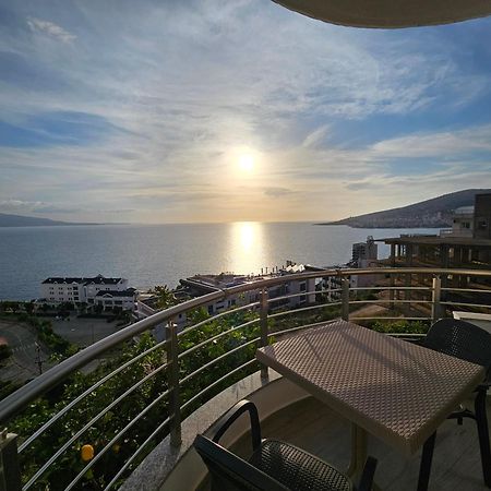Nora'S Guesthouse Sarandë Esterno foto