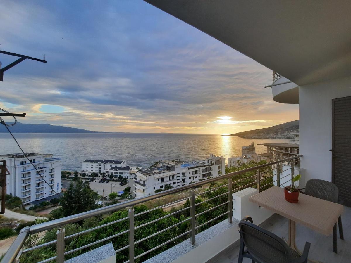 Nora'S Guesthouse Sarandë Esterno foto