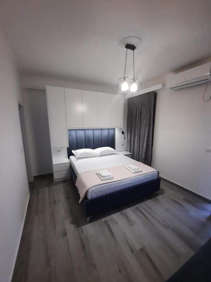 Nora'S Guesthouse Sarandë Esterno foto