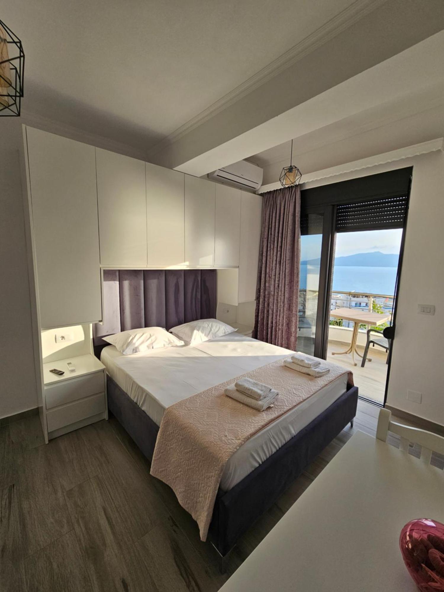 Nora'S Guesthouse Sarandë Esterno foto